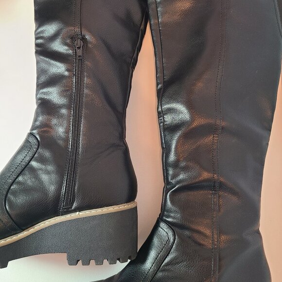 DV by Dolce Vita Black Wedge Platform Lug Sole Boots – Size 7.5 - Picture 9 of 15